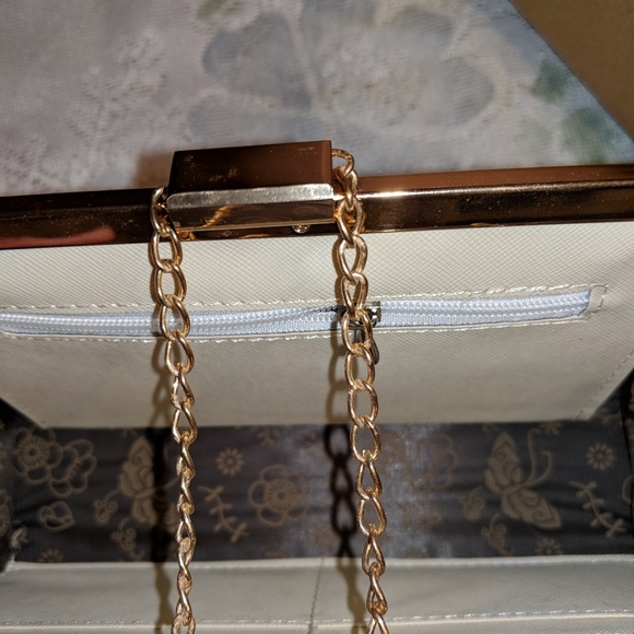 Wallet - Picture 2 of 3